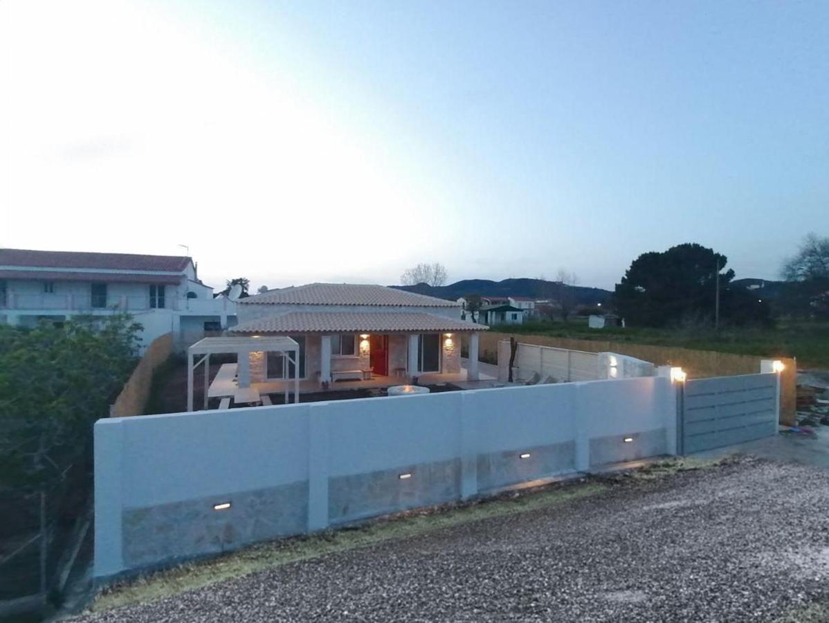 Estia - Private Jacuzzi Next To The Hébergement de vacances *